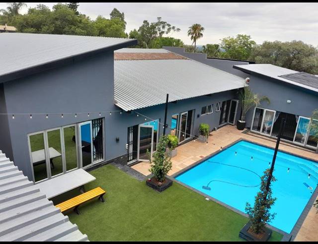 5 BEDROOM HOUSE FOR SALE IN PROTEA PARK